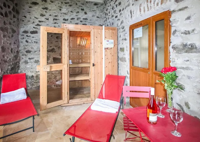Pet Friendly In With Sauna *