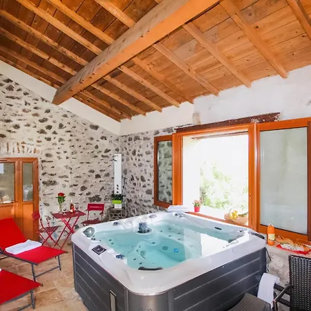 Pet Friendly In With Sauna * Privas